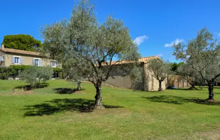 Location Maison 9 personnes à Noves - Photo 18