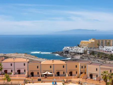 Appartement Moderne avec Vue, Piscine et Parking - 4 Pers - Photo 1