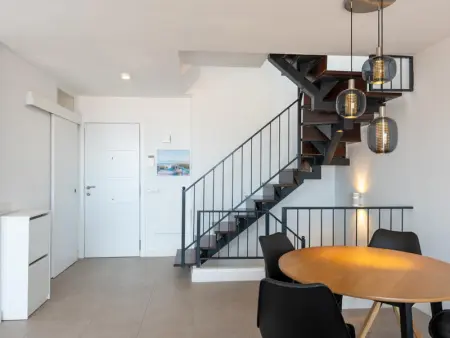 Appartement Moderne avec Vue, Piscine et Parking - 4 Pers - Photo 2