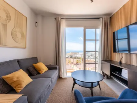 Appartement Moderne avec Vue, Piscine et Parking - 4 Pers - Photo 8