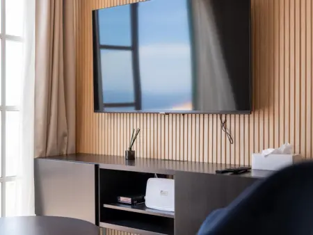 Appartement Moderne avec Vue, Piscine et Parking - 4 Pers - Photo 11