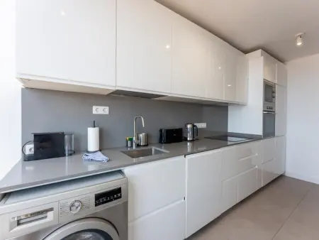 Appartement Moderne avec Vue, Piscine et Parking - 4 Pers - Photo 18