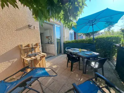 Appartement à Marseillan Plage, Apt RDC avec accès direct plage, grande terrasse, cuisine équipée, PARKING - L1013945