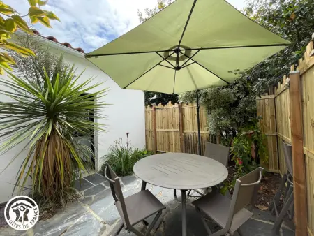 Maison rénovée proche plage avec cour privative, vélos et équipements bébé - Photo 1