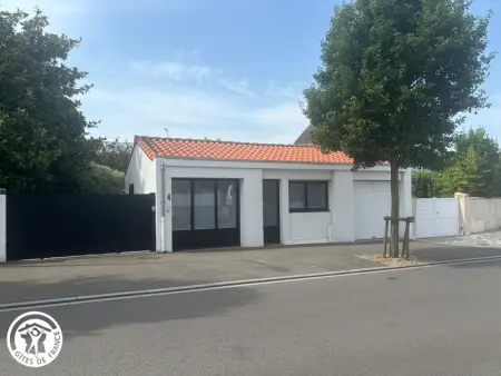 Maison rénovée proche plage avec cour privative, vélos et équipements bébé - Photo 5