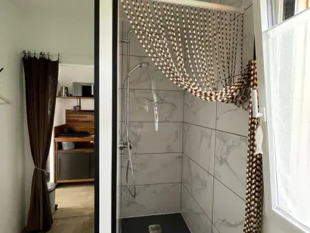 Maison rénovée proche plage avec cour privative, vélos et équipements bébé - Photo 19