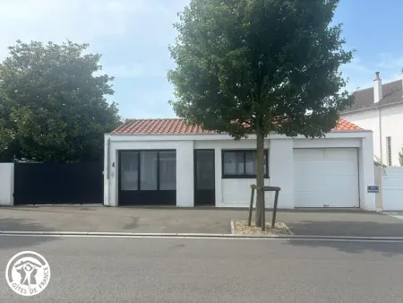 Maison rénovée proche plage avec cour privative, vélos et équipements bébé - Photo 28