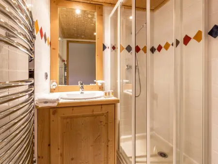 Appartement cosy avec piscine, spa et salle de sport, pied de pistes, 4-6 pers. - Photo 2