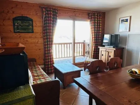 Charmant appart 6 pers, skis aux pieds, piscine et parking privé à Arc 1800 - Photo 3