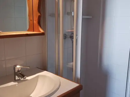 Charmant appart 6 pers, skis aux pieds, piscine et parking privé à Arc 1800 - Photo 5