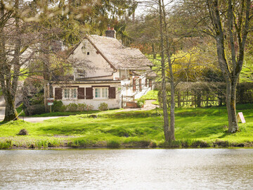 Location Eure-et-Loir, Cottage in La Puisaye, Gîte champêtre avec étang, 2 chambres FR-1-581-130 N°1014038