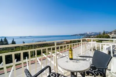 Appartement à Mlini, Villa Samba - Standard One-Bedroom Apartment with Balcony and Sea View - N°1014097