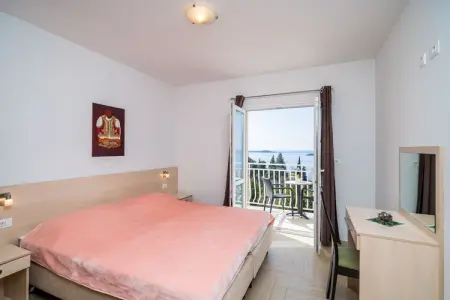 Villa Samba - Superior One-Bedroom Apartment with Balcony and Sea View - Photo 11