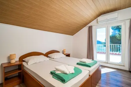 Guest House Daniela - Deluxe Double Room with Sea View - SOBA 7 - Photo 10