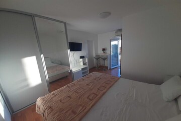 Location Apartment in Dubrovnik,Guest House Luce- Double Room with Terrace and Sea View HR-00057-70 N°1014353