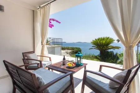 Villa Mirjana - One Bedroom Apartment with Terrace and Sea View (Palma) - Photo 17