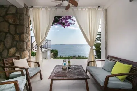 Villa Mirjana - Studio Apartment with Terrace and Sea View (Bogumila) - Photo 15