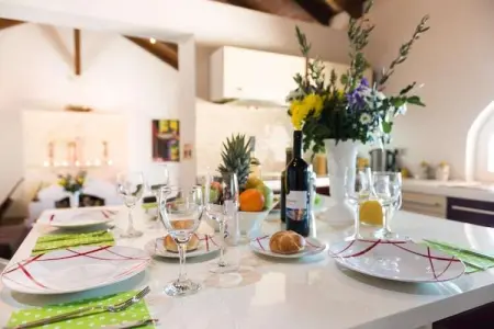 Villa Avoca - Four Bedroom Villa with Swimming Pool - Photo 3