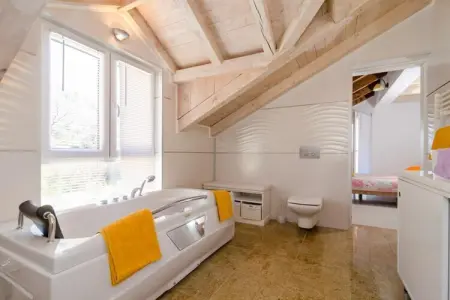 Villa Avoca - Four Bedroom Villa with Swimming Pool - Photo 16