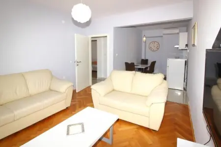 Apartments Dubreta - Two Bedroom Apartment with Balcony - Photo 3