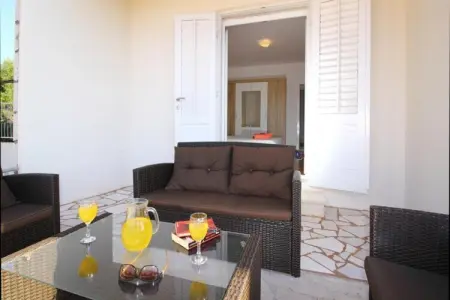 Apartments Dubreta - Two Bedroom Apartment with Balcony - Photo 12