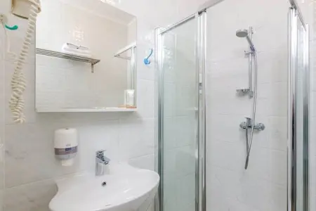 Apartments Villa Lukas - ''No.1'' One-Bedroom Apartment with Balcony and Sea View - Photo 7