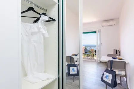 Apartments Villa Lukas - ''No.1'' One-Bedroom Apartment with Balcony and Sea View - Photo 10