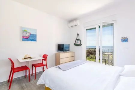 Apartments Villa Lukas - ''No.3'' Studio Apartment with Balcony and Sea View - Photo 11