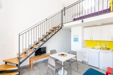 Apartments Villa Lukas - ''No.9'' Gallery Two Bedroom Apartment with Balcony and Sea View - Photo 3