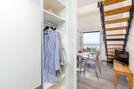 Apartments Villa Lukas - ''No.9'' Gallery Two Bedroom Apartment with Balcony and Sea View - Photo 10