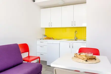 Apartments Villa Lukas - ''No.10'' Gallery Studio Apartment with Balcony and Sea View - Photo 2