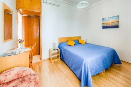 Guest House Villa Nina- Superior Triple Room with Balcony and Sea View (S2 - plava) - Photo 3