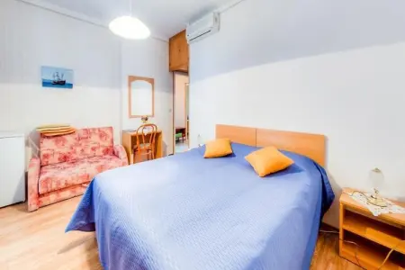 Guest House Villa Nina- Superior Triple Room with Balcony and Sea View (S2 - plava) - Photo 4