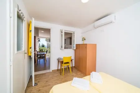 Guest House Villa Nina- Two Bedroom Apartment  with  Terrace and Sea View (Apt67) - Photo 10