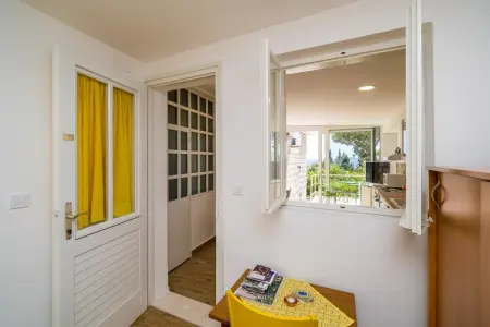 Guest House Villa Nina- Two Bedroom Apartment  with  Terrace and Sea View (Apt67) - Photo 15