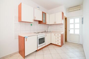 Location Apartamento en Selca,Apartments Neva- One Bedroom Apartment HR-00063-07 N°1014628