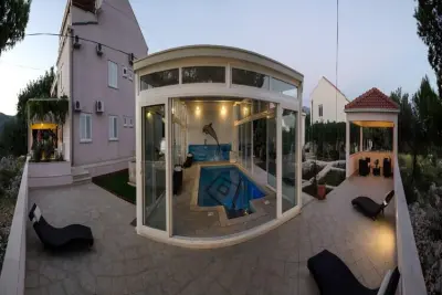 Appartement à Banici, Apartment & Rooms Villa Katarina - Double Room with Shared Balcony 1 - L1014711