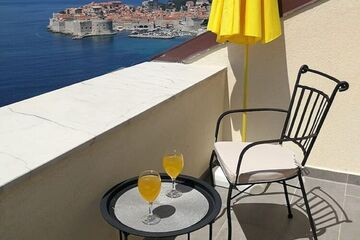 Location Apartment in Dubrovnik,Apartments Horizon - Double Room with  Balcony and Sea  View HR-00069-42 N°1014988