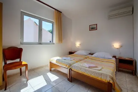 Apartments Malo Lago - One-Bedroom Apartment with Balcony and Sea View - 2nd floor (Apartment 7) - Photo 3