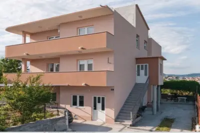 Appartement à Split, Apartments Tomić (ST) - One Bedroom Apartment with Balcony A2 - L1015260