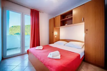 Apartments Bruna Lastovo-Standard One Bedroom Apartment with Balcony and Sea View-Crveni - Photo 1