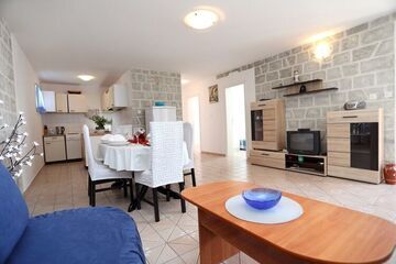 Location Apartamento en Trogir,Apartment Meri - Two Bedroom Apartment with Balcony HR-00075-94 N°1015333