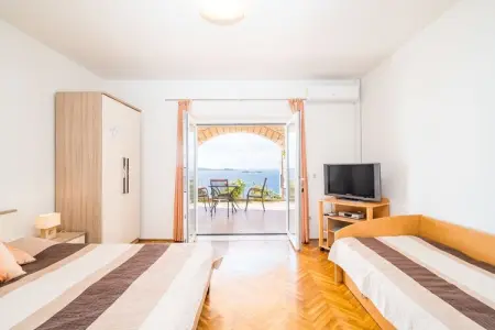 Apartments Marnic Blue Chill- Comfort Studio Apartment(S3) - Photo 5