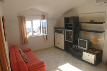 Location Apartamento en Bol,Apartments Paloc - One-Bedroom Apartment with Balcony and Sea View (Narančasti) HR-00083-56 N°1015677