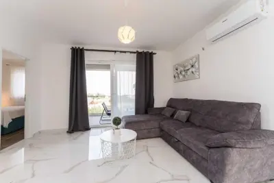 Mobil Home à Bibinje, Luxury D Apartments - Two Bedroom Apartment with Terrace A1 - L1015790