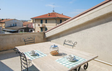 Location Apartment in Trodica di Morrovalle IMK030 N°1015974