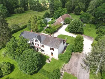 Franco Condado, Casa rural en Fretigney et Velloreille, Gîte confort avec piscine, SPA, Wi-Fi et parking à 6 Rue du Pré de la Haie FR-1-583-234 N°1016009