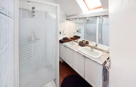 Location Maison 8 personnes à Gouesnach - Photo 23