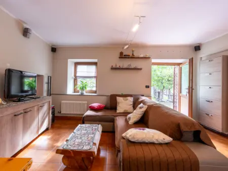 Le nid d'Alessandro, Maison 5 personnes à Fenis - Photo 4