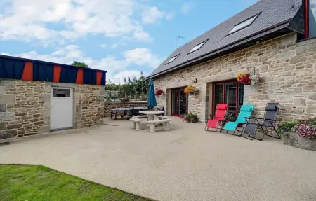 Location Maison 10 personnes à Bourbriac - Photo 12